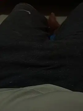 Snapshot of beautiful_hands_ chatting on November 2025 06:50:02 AM beautiful hands online show from November 2025 06:50:02 AM