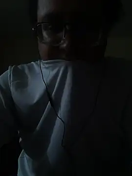 Snapshot of beautiful_hands_ chatting on November 2025 08:13:01 AM beautiful hands online show from November 2025 08:13:01 AM