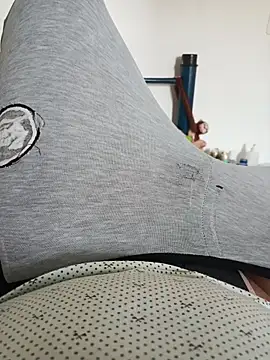 beautiful hands  online show from February 2026 03:23:01 PM