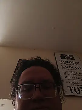 Snapshot of beautiful_hands_ chatting on December 2025 03:43:01 PM beautiful hands online show from December 2025 03:43:01 PM