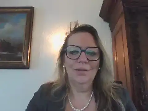 Snapshot of Silkesquirt chatting on February 2025 08:13:02 AM Silkesquirt online show from February 2025 08:13:02 AM