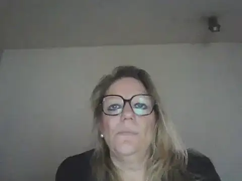 Snapshot of Silkesquirt chatting on January 2025 09:13:01 AM Silkesquirt online show from January 2025 09:13:01 AM