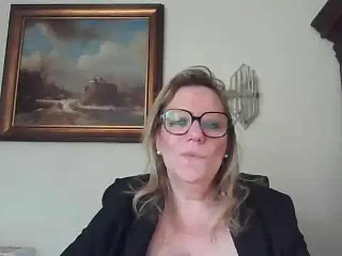 Snapshot of Silkesquirt chatting on January 2025 01:49:02 PM Silkesquirt online show from January 2025 01:49:02 PM