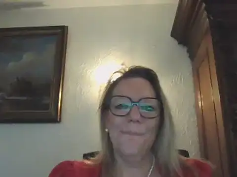 Snapshot of Silkesquirt chatting on February 2025 09:10:01 AM Silkesquirt online show from February 2025 09:10:01 AM