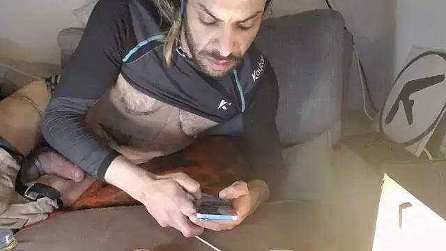 Snapshot of P4RtYBOII92 chatting on February 2026 12:15:02 PM P4RtYBOII92 online show from February 2026 12:15:02 PM