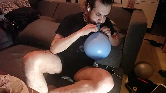 Snapshot of P4RtYBOII92 chatting on January 2026 02:26:02 AM P4RtYBOII92 online show from January 2026 02:26:02 AM