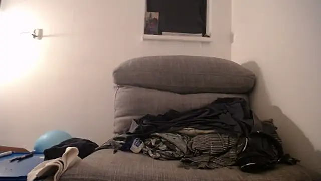 P4RtYBOII92 online show from November 2025 06:12:02 AM