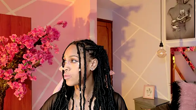 Elith noa online show from October 2025 07:34:02 AM
