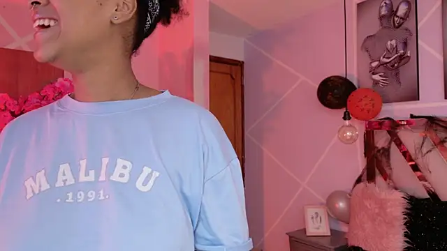 Elith noa online show from October 2025 07:23:01 PM