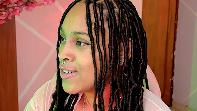 Elith noa online show from October 2025 08:08:01 PM