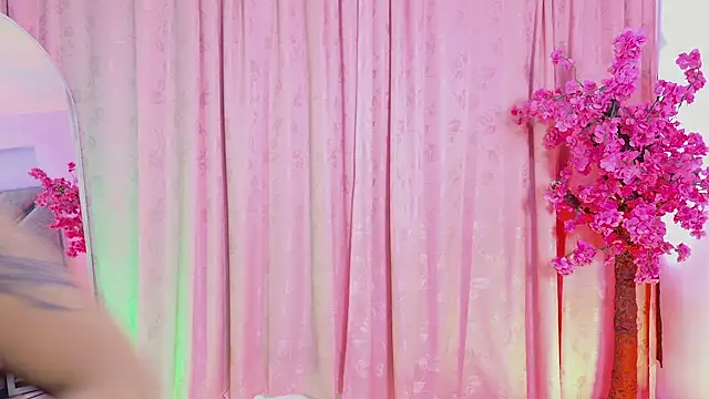 Elith noa online show from January 2026 07:28:02 PM