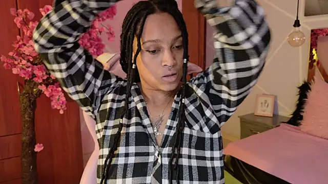 Elith noa online show from October 2025 07:26:02 PM