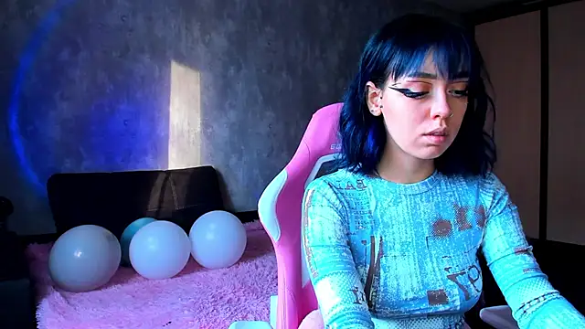 Asuna yuuki    online show from December 2024 07:58:02 AM