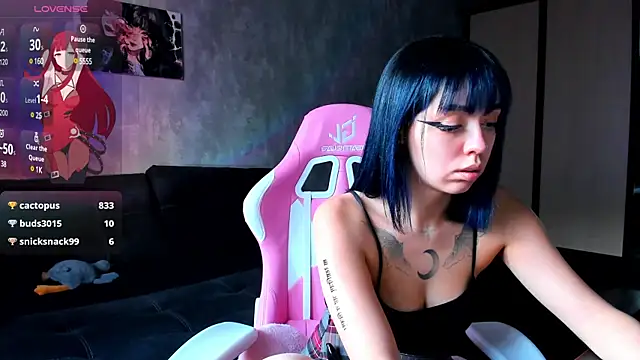 Asuna yuuki    online show from January 2025 09:24:01 AM