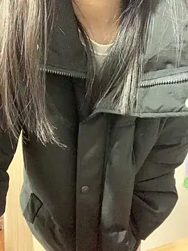 Snapshot of Vani_S2 chatting on February 2025 03:21:02 PM Vani S2 online show from February 2025 03:21:02 PM