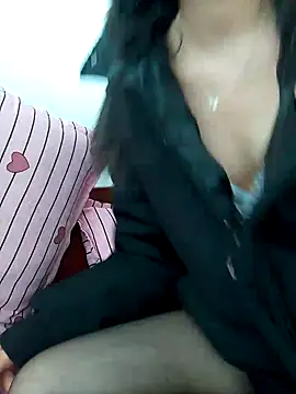 Snapshot of Vani_S2 chatting on February 2025 12:52:02 PM Vani S2 online show from February 2025 12:52:02 PM