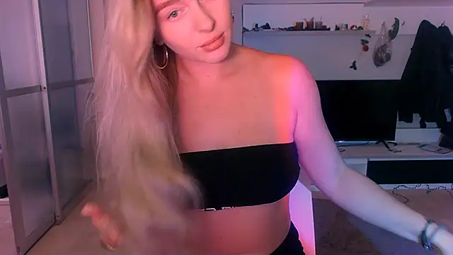 Snapshot of Eva_Jaya chatting on September 2025 05:08:02 AM Eva Jaya online show from September 2025 05:08:02 AM