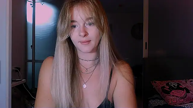 Eva Jaya online show from October 2025 12:27:01 PM