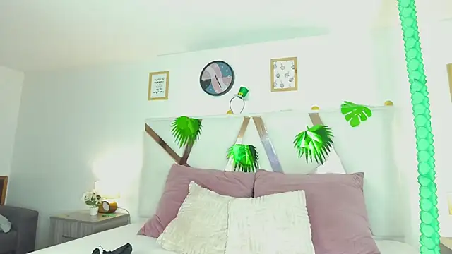 briannajackson  online show from March 2025 03:12:01 PM