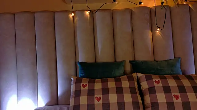 briannajackson  online show from September 2025 11:44:02 AM