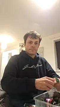 steb1980 online show from December 2025 07:04:01 PM