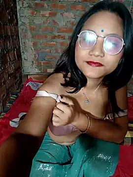 Cuterinki online show from April 2026 08:32:01 PM