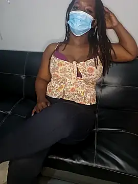 Snapshot of SexyMbalee chatting on December 2025 04:53:01 PM SexyMbalee online show from December 2025 04:53:01 PM