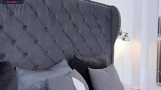 Snapshot of ellen_gracee chatting on October 2025 07:59:02 PM ellen gracee online show from October 2025 07:59:02 PM