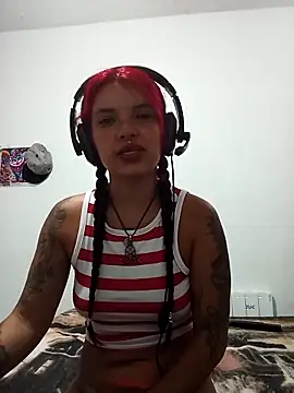 Athena 77 online show from December 2025 01:15:01 PM