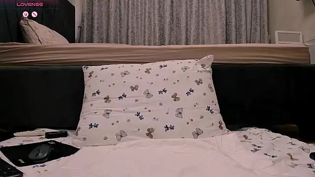 wowsquirtx online show from May 2026 02:20:01 AM