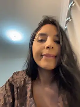 Snapshot of _miaquevedo_ chatting on April 2026 12:56:01 PM miaquevedo online show from April 2026 12:56:01 PM