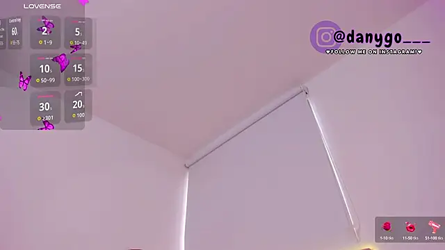 ZarianaEvanz online show from October 2025 09:05:01 PM