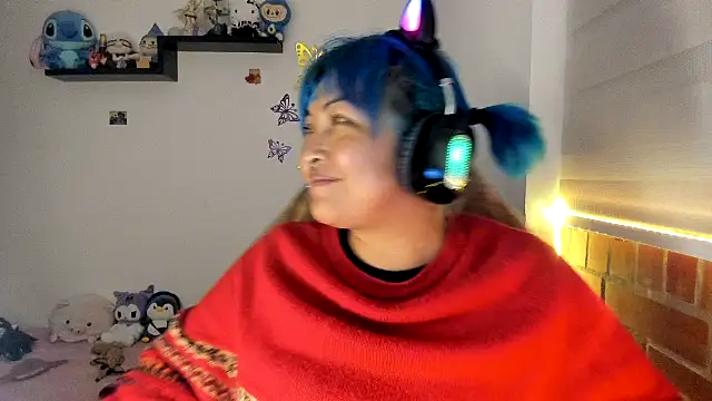 Shaddycute  online show from December 2025 10:02:01 PM