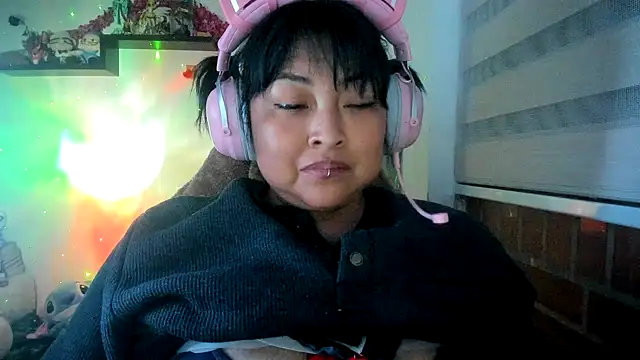 Shaddycute  online show from March 2026 12:43:01 AM