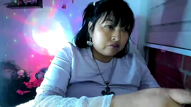 Shaddycute  online show from June 2026 01:34:01 AM