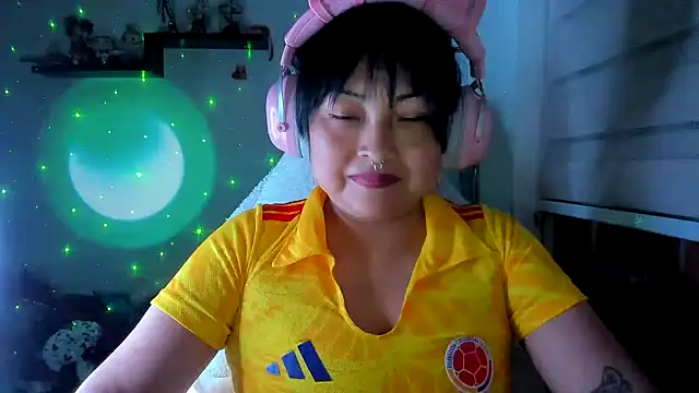 Shaddycute  online show from June 2026 04:11:02 AM