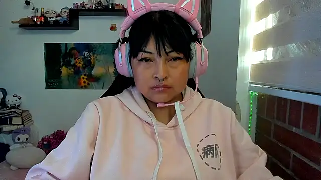 Shaddycute  online show from March 2026 02:45:01 PM