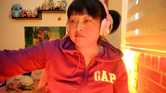 Shaddycute  online show from February 2026 02:17:02 PM