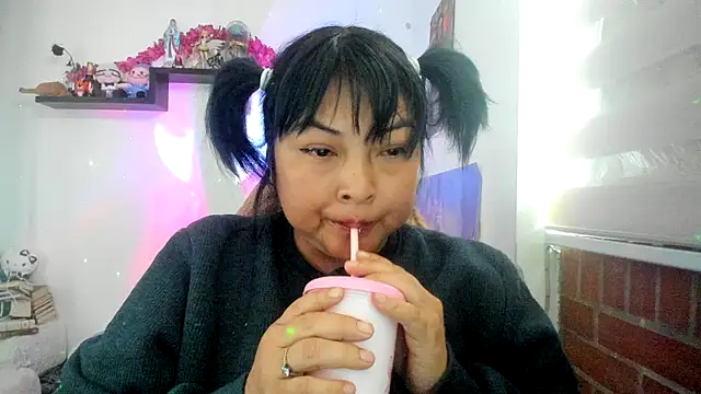 Shaddycute  online show from March 2026 03:45:02 PM