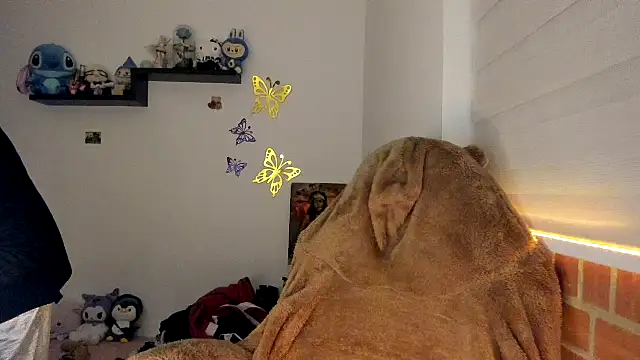 Shaddycute  online show from December 2025 09:58:01 AM