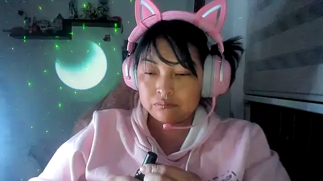 Shaddycute  online show from April 2026 03:34:02 AM