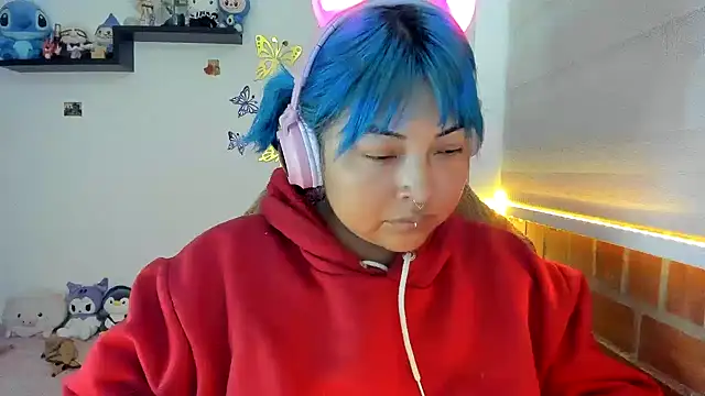 Shaddycute  online show from December 2025 03:29:02 PM