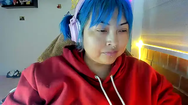 Shaddycute  online show from December 2025 12:44:02 AM