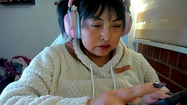 Shaddycute  online show from June 2026 04:15:02 PM