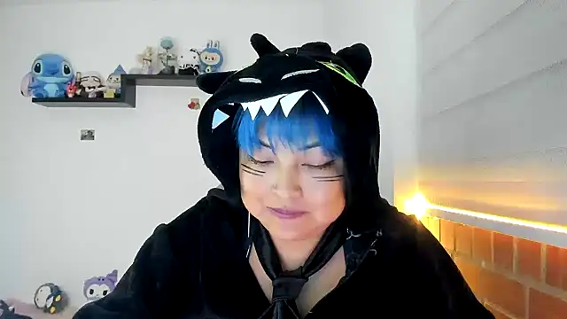 Shaddycute  online show from November 2025 01:50:02 AM