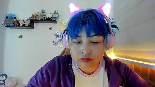 Shaddycute  online show from November 2025 03:59:02 PM