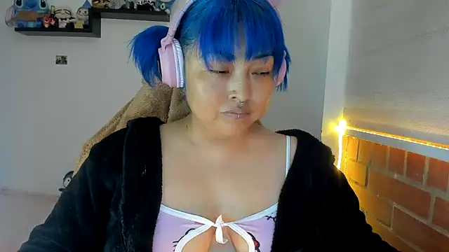 Shaddycute  online show from October 2025 04:28:02 PM