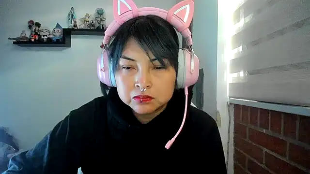 Shaddycute  online show from May 2026 11:20:02 AM
