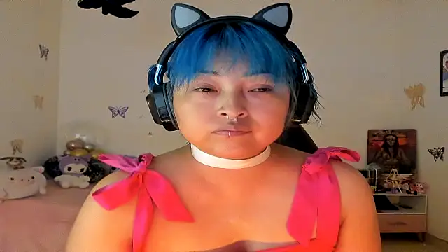 Shaddycute  online show from September 2025 12:07:02 PM