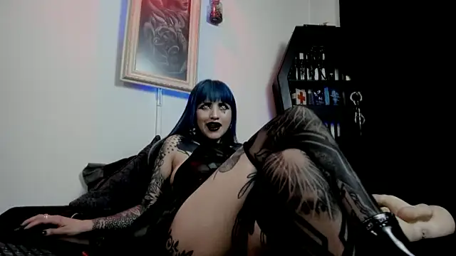 Snapshot of DimmuandDarkness chatting on July 2026 06:22:02 AM DimmuandDarkness online show from July 2026 06:22:02 AM